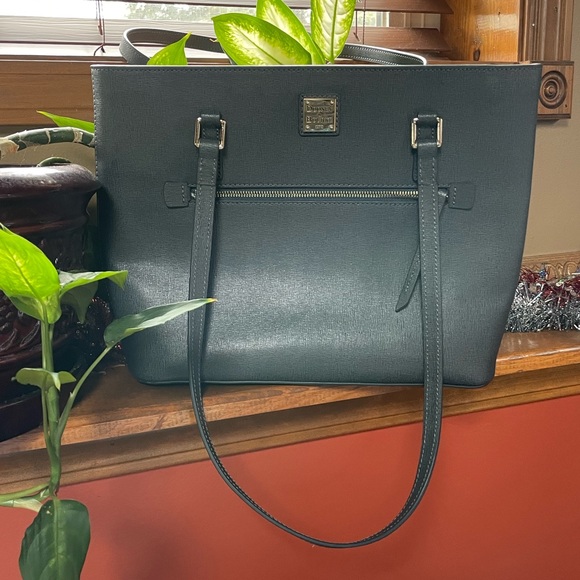 DOONEY & BOURKE SAFFIANO SHOPPER. DARK GRAY. BRAND NEW, NEVER USED. - Picture 2 of 9